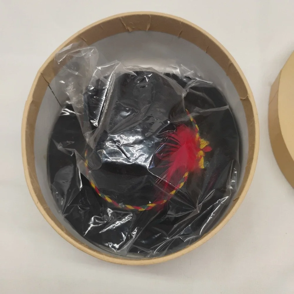 RODEO HAT COMPANY Department 56  Item #1489 3  Hat Ornament Original Box